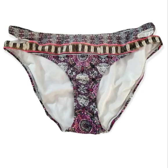 💚Free With Purchase- Low Rise Boho Print Cutout Bikini Bottom - Picture 4 of 12